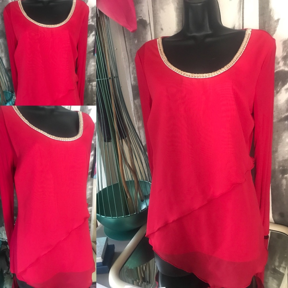 ***SOLD***VENUS, NW red long sleeve top